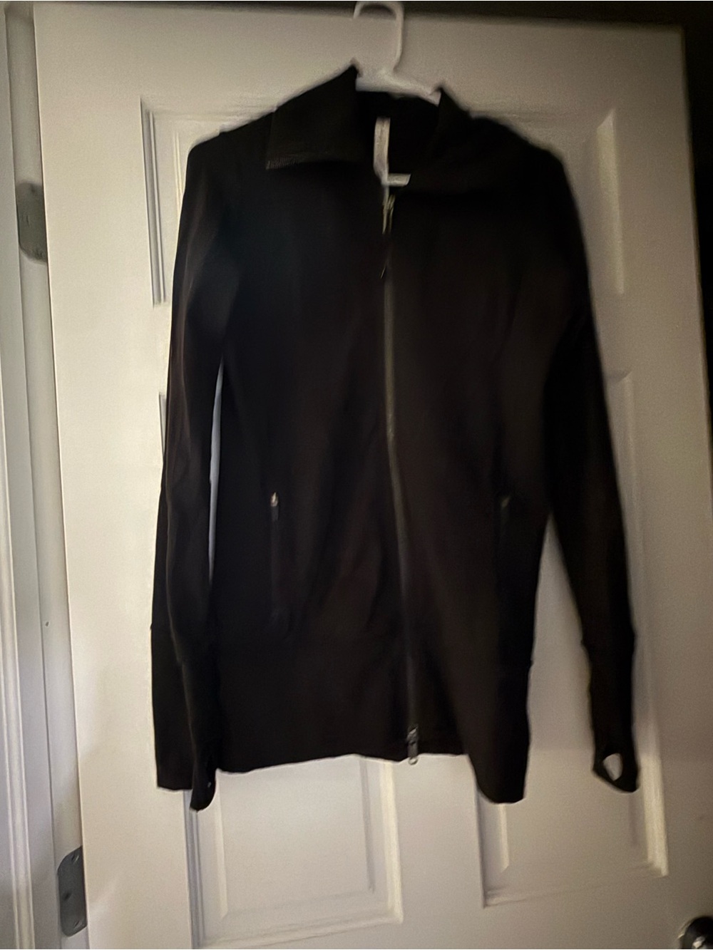 lululemon athletica black lightweight longer zip jacket (size 6)
